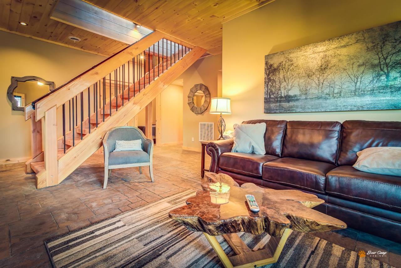 Majestic View Lodge, Amazing Views, Hot Tub, 1089 Free Tickets Each Paid Day, Dollywood And More Gatlinburg Exterior foto
