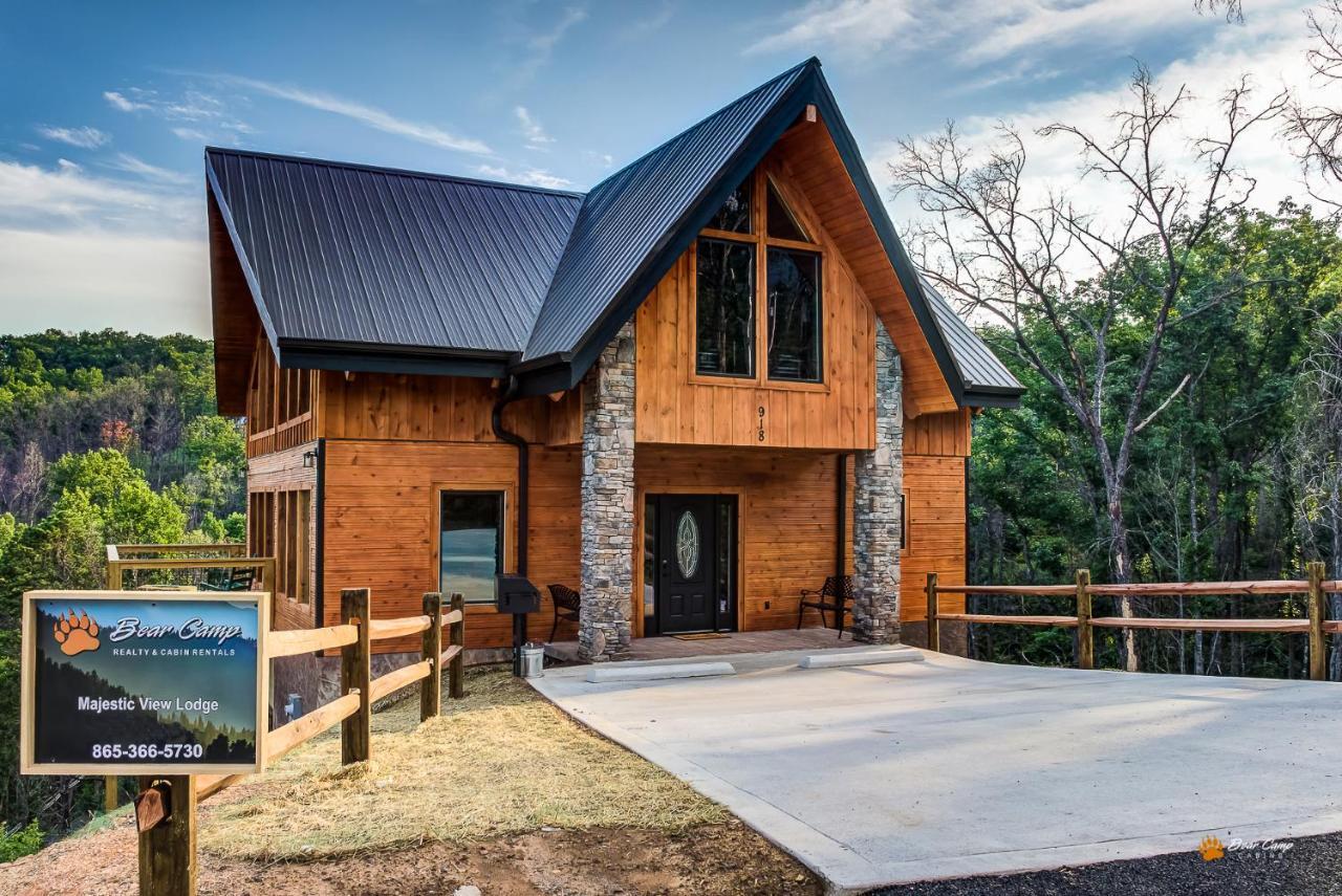 Majestic View Lodge, Amazing Views, Hot Tub, 1089 Free Tickets Each Paid Day, Dollywood And More Gatlinburg Exterior foto